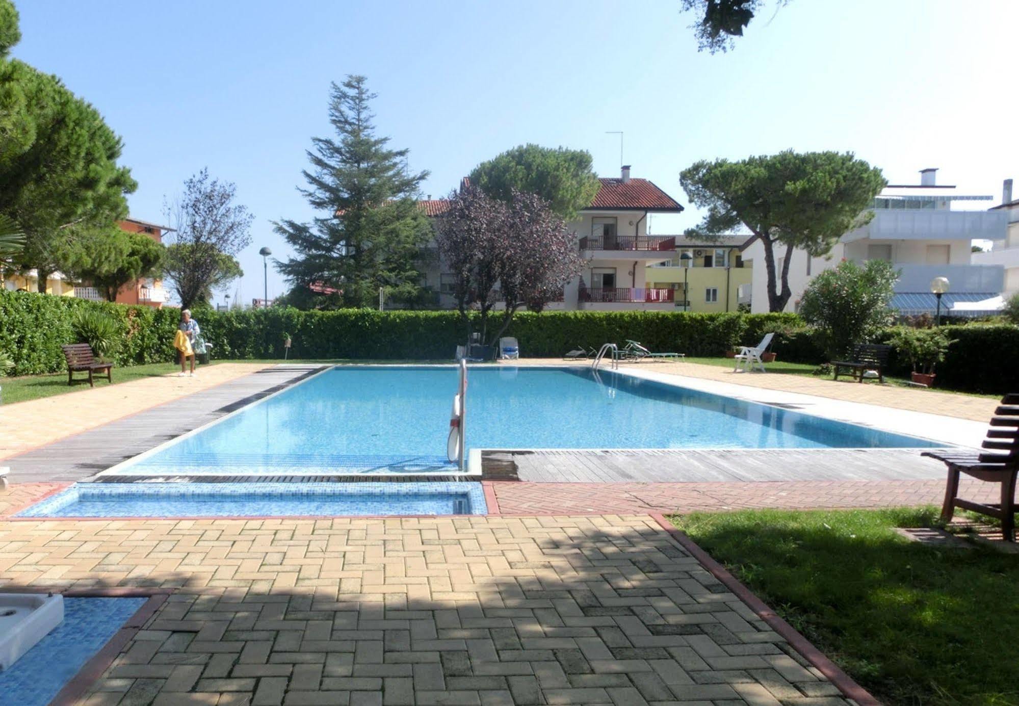 Apartamento Casa Marina Lignano Sabbiadoro Exterior foto